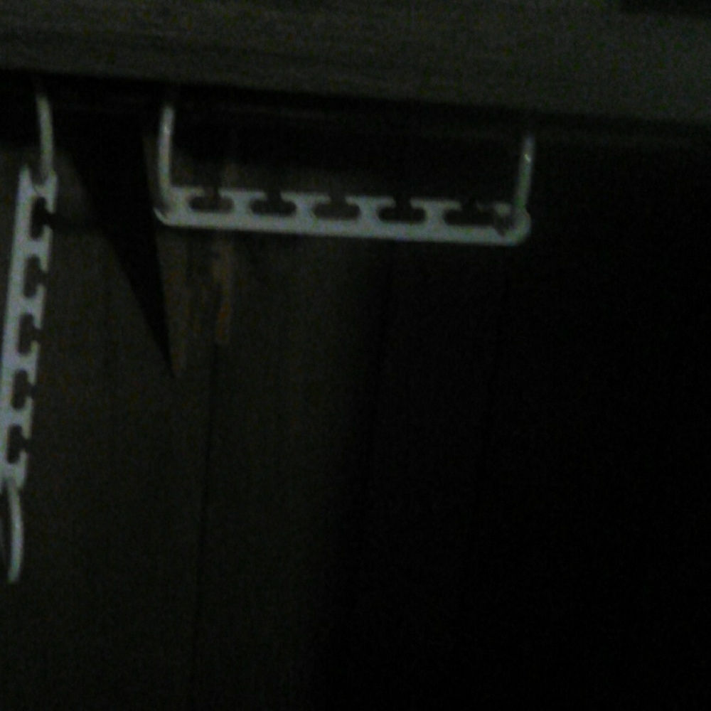 Multi garment hangers